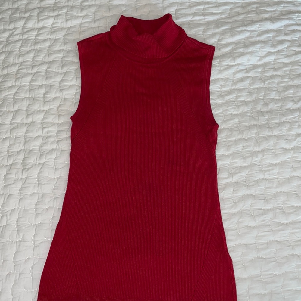 White House Black Market top